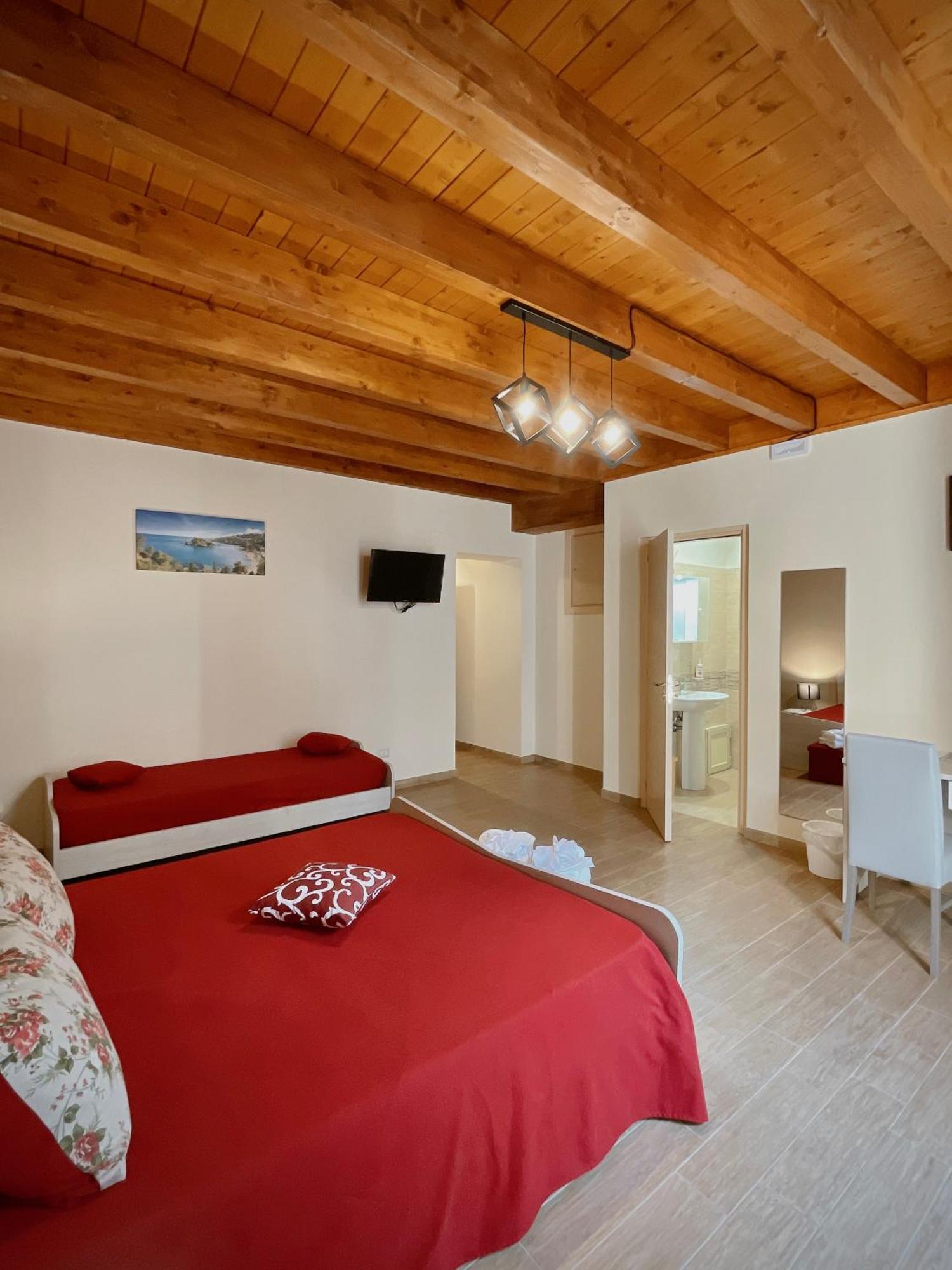 La Vie Fuille Bed And Breakfast Riposto Εξωτερικό φωτογραφία